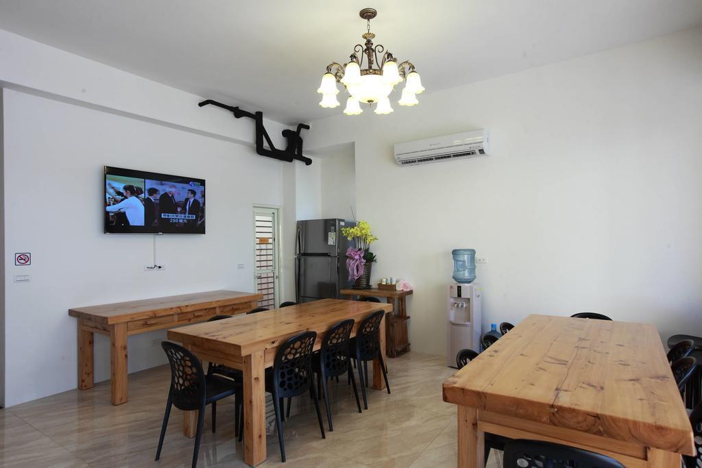 Successful 168 B&B Kota Hualien Bagian luar foto