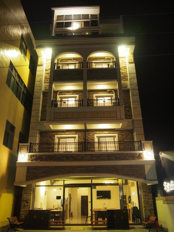 Successful 168 B&B Kota Hualien Bagian luar foto