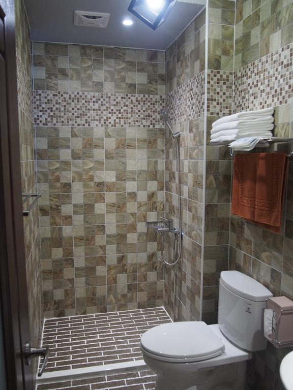 Successful 168 B&B Kota Hualien Bagian luar foto